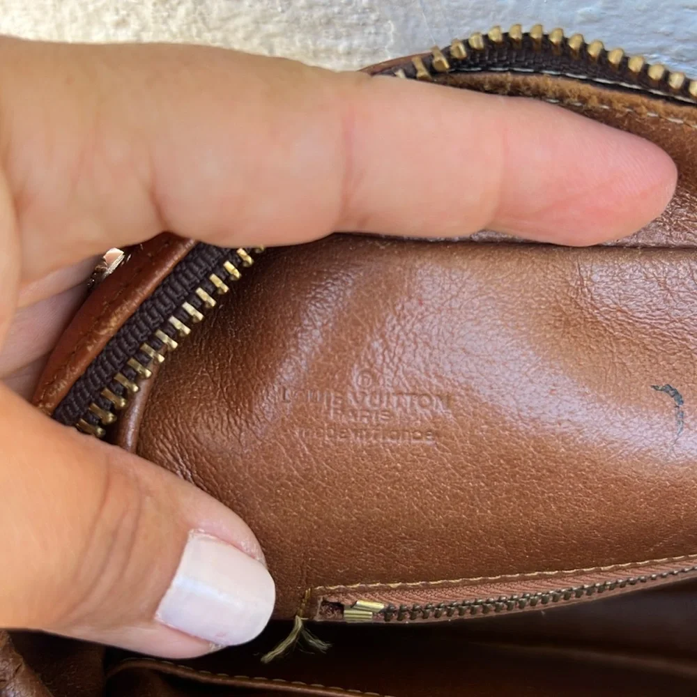 Louis Vuitton Brown Monogram Crossbody Bag - Picture 16 of 16